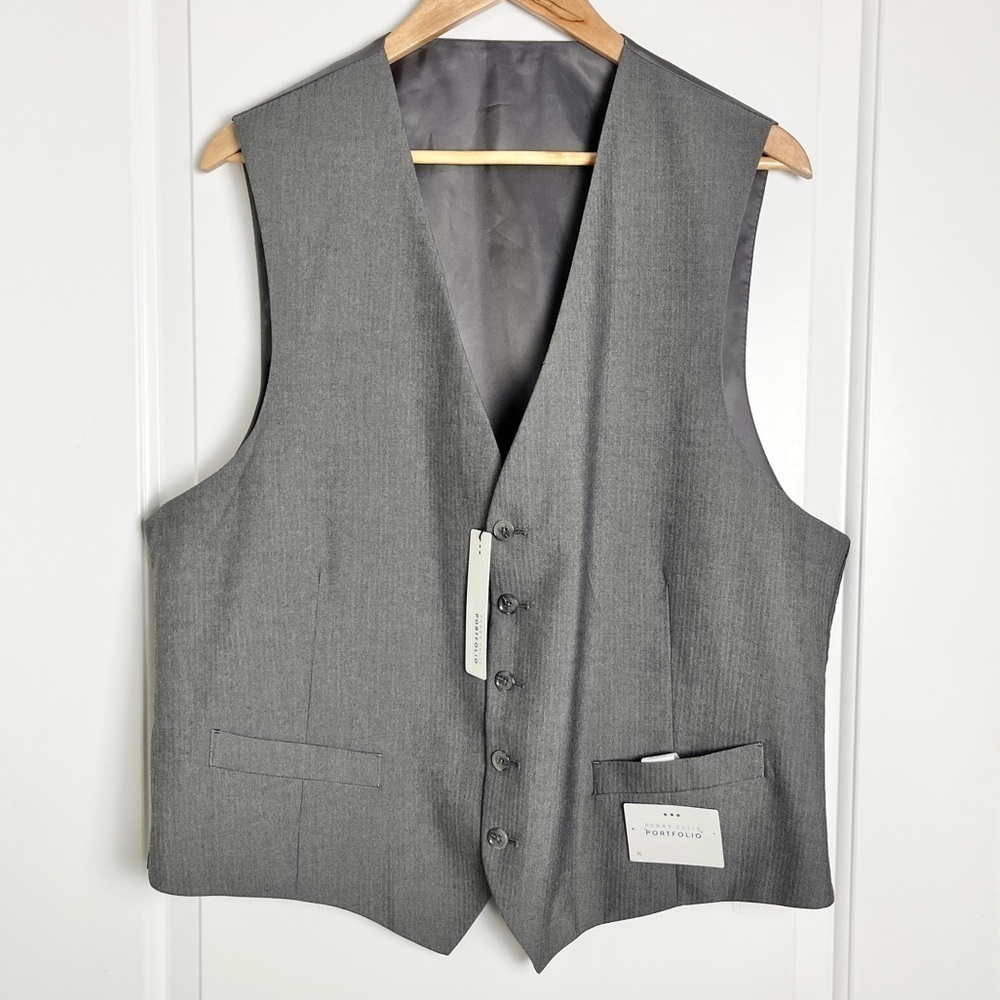 NWT Perry Ellis Portfolio Men's Gray Vest - 5 Button, Front Pockets, Size XL